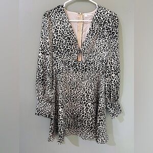 Idem Ditto new with tags animal print long sleeve short dress size small
